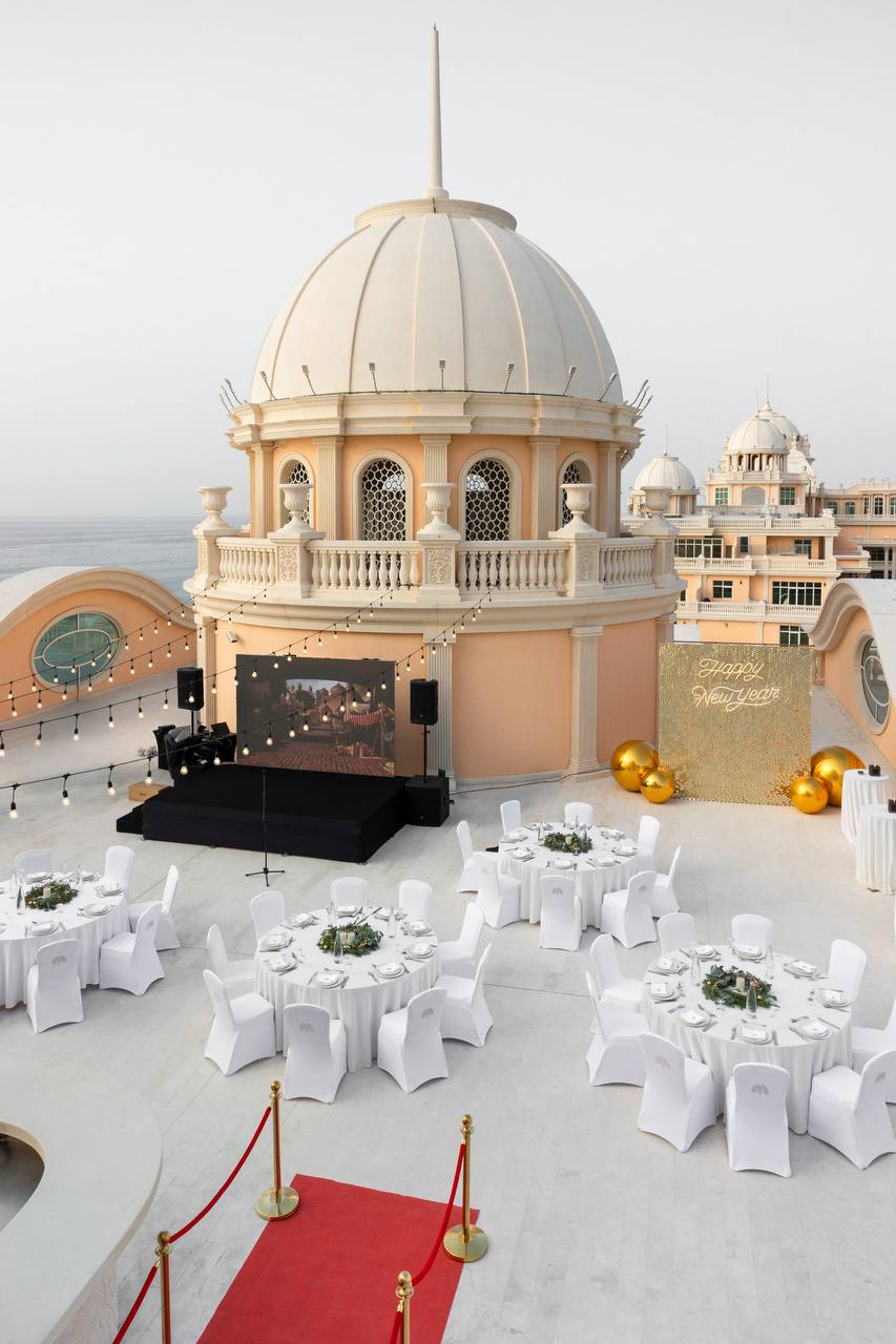 Golden Shimmer Luxury Photo Zone Backdrop