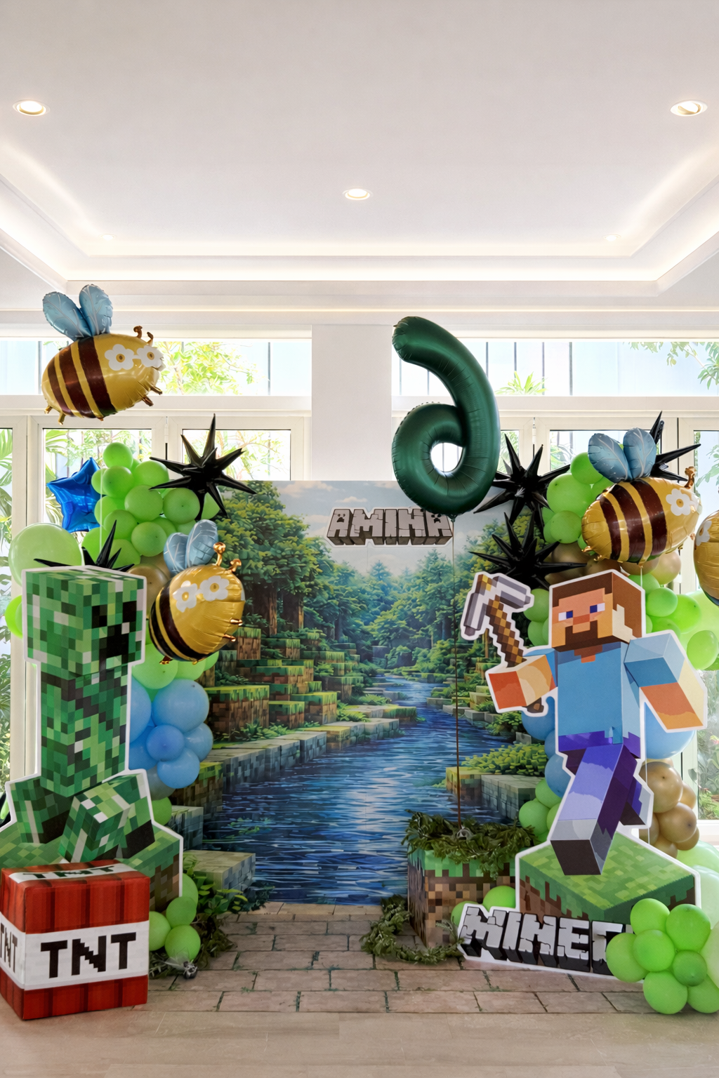 🎮 Minecraft Photo Zone Backdrop with Characters