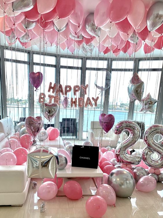 Luxury Room Balloon Decoration